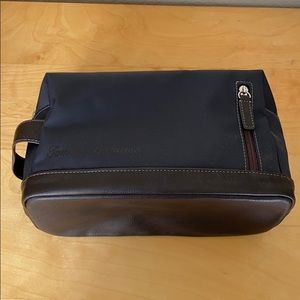 Tommy Bahama Toiletry Bag